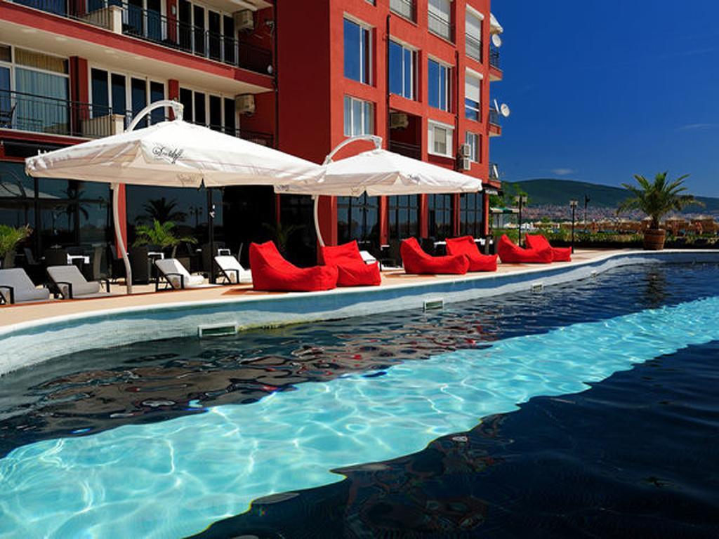 Psb Apartments Hotel Heaven Slântsjev Brjag Eksteriør bilde