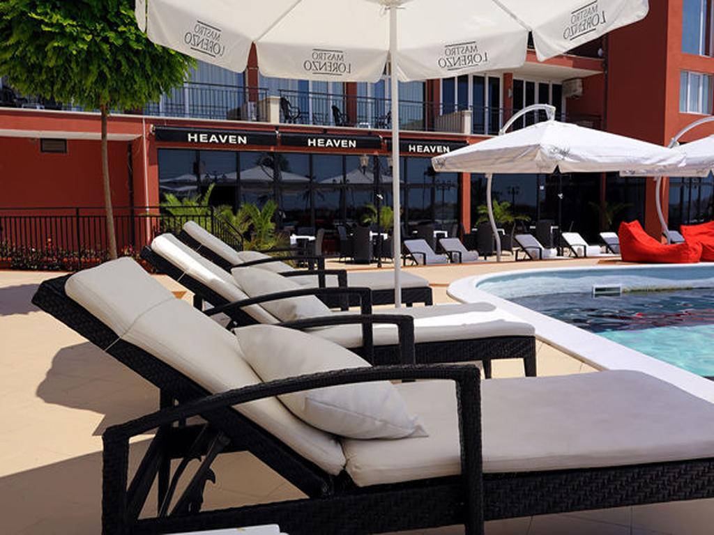 Psb Apartments Hotel Heaven Slântsjev Brjag Eksteriør bilde