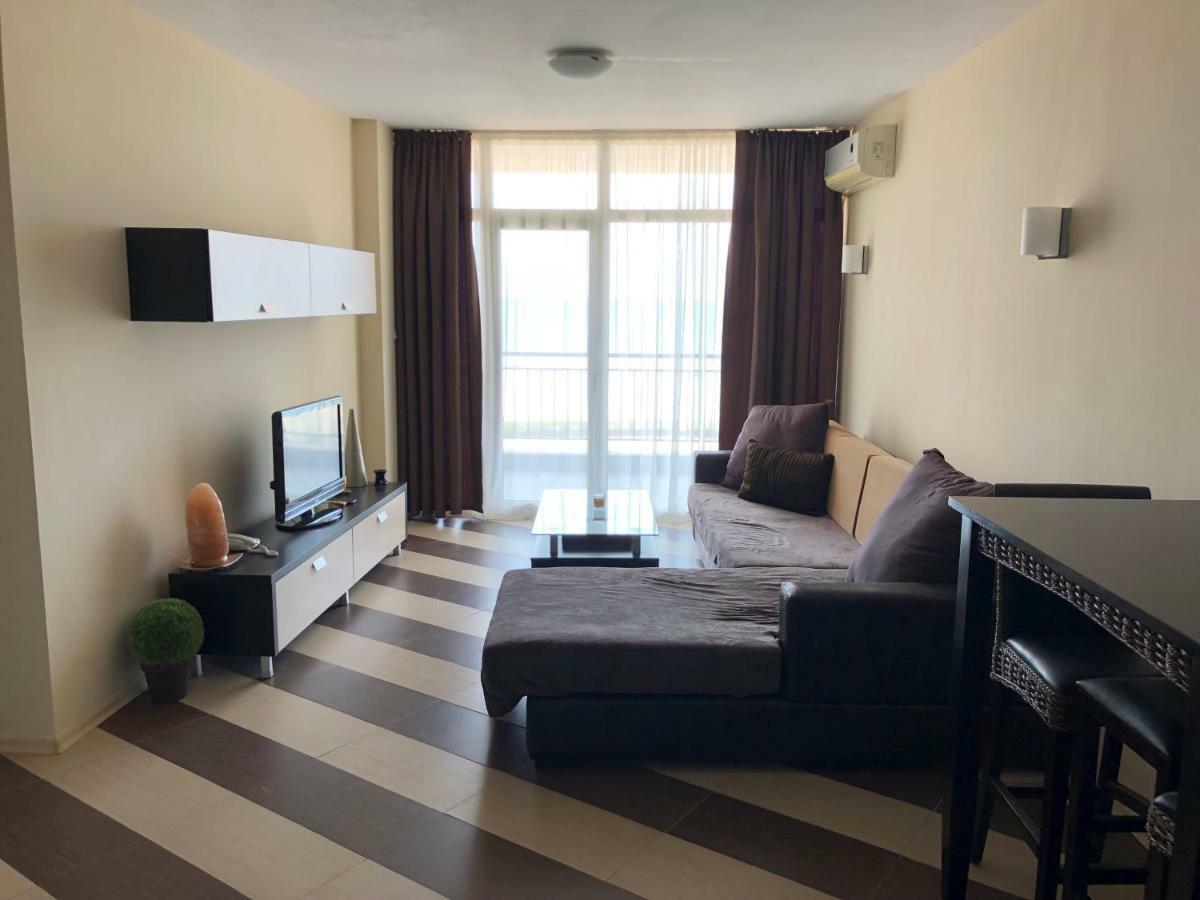 Psb Apartments Hotel Heaven Slântsjev Brjag Eksteriør bilde