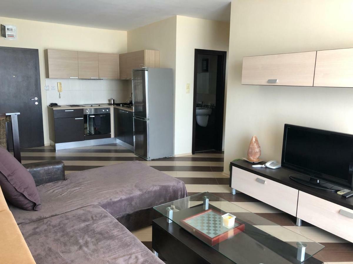 Psb Apartments Hotel Heaven Slântsjev Brjag Eksteriør bilde