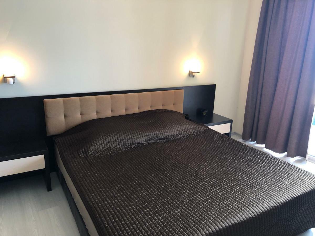 Psb Apartments Hotel Heaven Slântsjev Brjag Eksteriør bilde